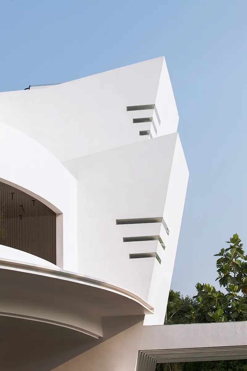 Facade geometry correction